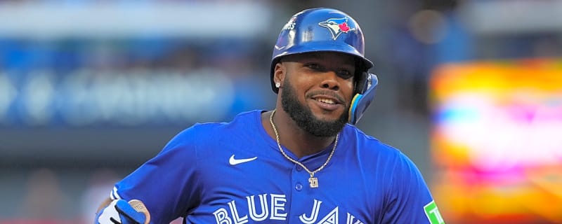 Vladimir Guerrero Jr. leads Blue Jays to ALDS lead
