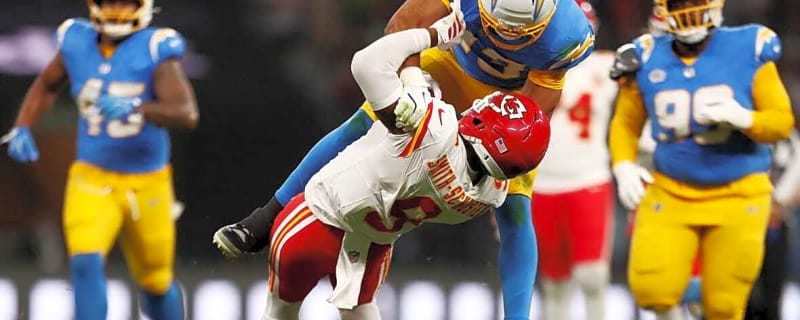 Chargers’ Linebacker Room in Crisis After Latest Injury Update Ahead of Raiders MNF Showdown