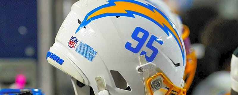 Chargers Add Fan Favorite WR To Practice Squad, Announce 3 More Roster Moves