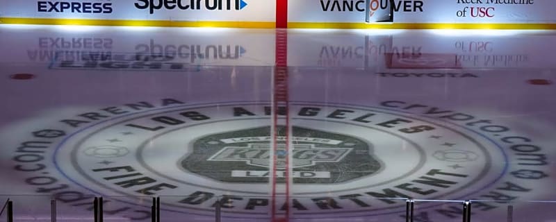 Los Angeles Kings Baffle Fans With Latest Head-Scratching Move