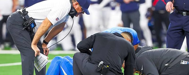Chargers RB Avoids Critical Injury After Brutal Hit