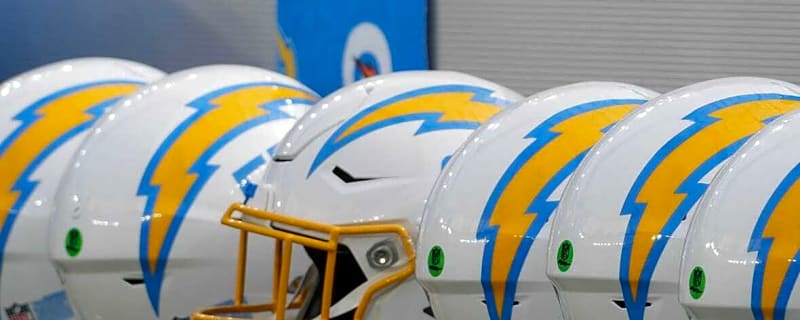 Chargers Elevate RB & LS From Practice Squad Ahead of Colts Game