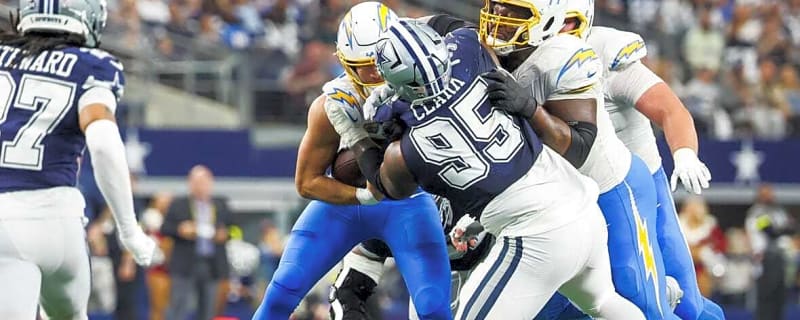 Chargers Offensive Line Praised For Rare Week 16 Performance