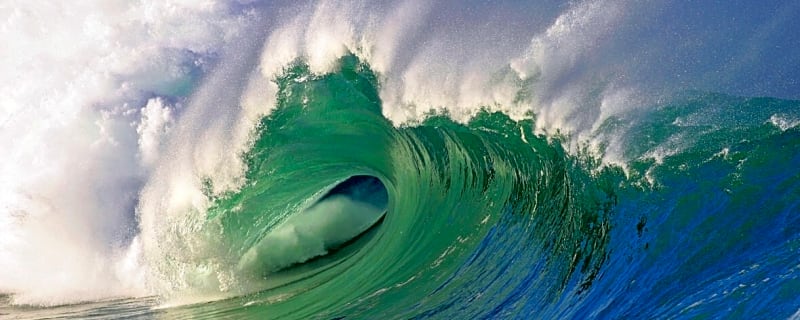 Waimea Bay Shorebreak Rescue: 74-Year-Old Tourist in Critical Condition