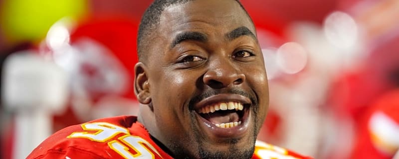 Chris Jones calls out former NFL GM who says the Kansas City Chiefs should move on from Travis Kelce