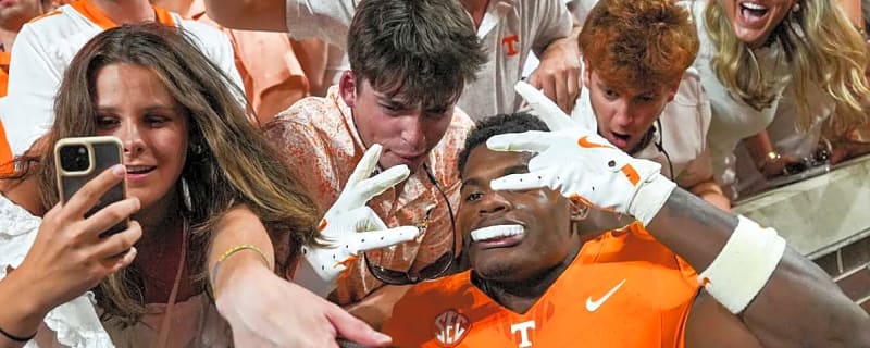 National outlet says Boo Carter has interest in two of Tennessee Vols&#39; biggest rivals as transfer portal destinations