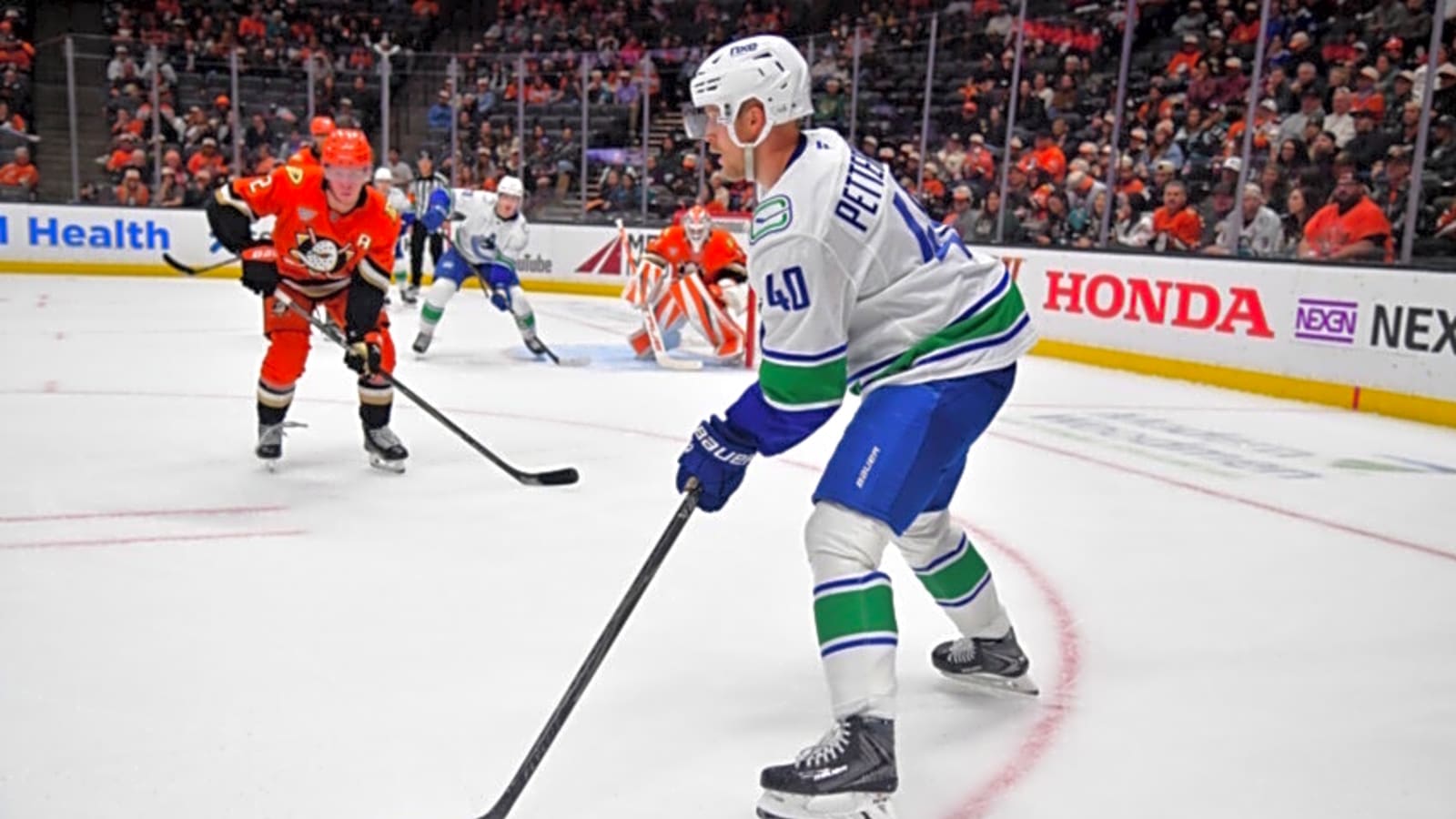 What is Elias Pettersson’s trade value?