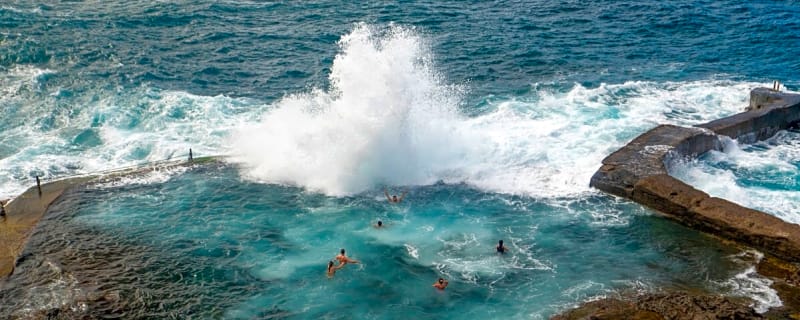 Tourists Ignore Warnings, 4 Dead From ‘Powerful Wave’ in Canary Islands