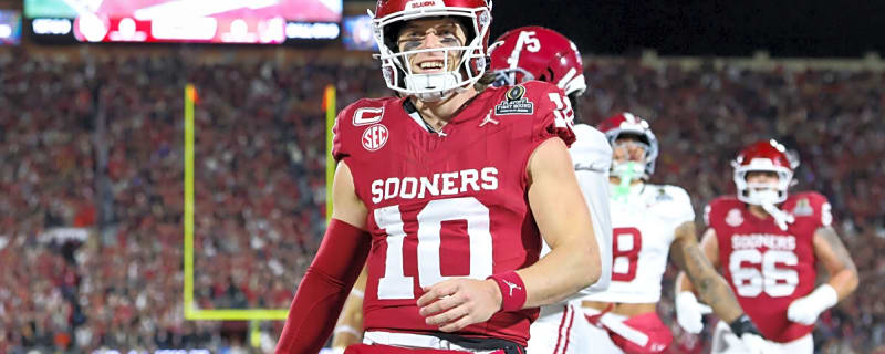 Sooners should target elite weapon who's the son of an MLB Hall of Famer when the transfer portal opens on Jan. 2