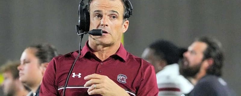 Shane Beamer admits he texted Alabama QB Ty Simpson’s dad ahead of the Crimson Tide playing South Carolina