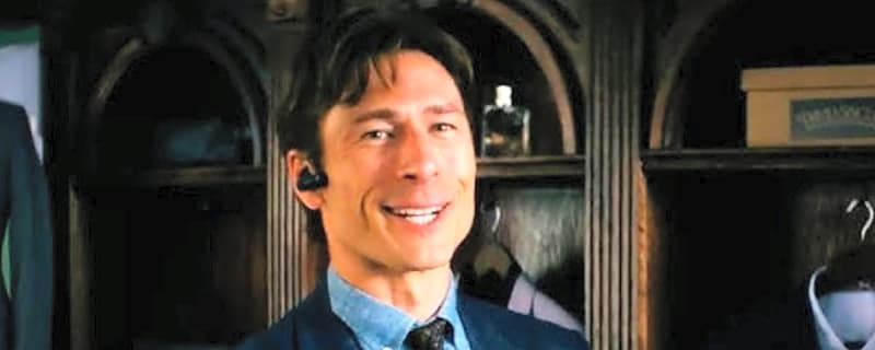 Glen Powell kills rich relatives to inherit money in 'How to Make a Killing' trailer