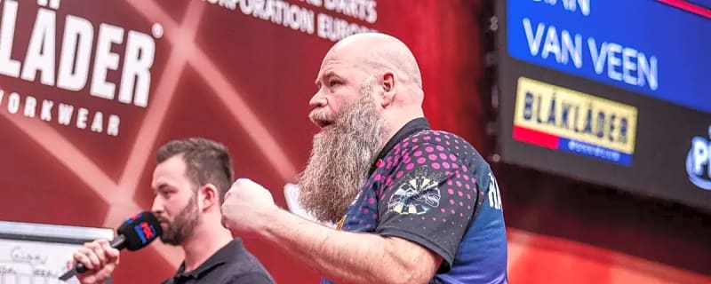 Andreas Harrysson latest to seal PDC World Darts Championship spot