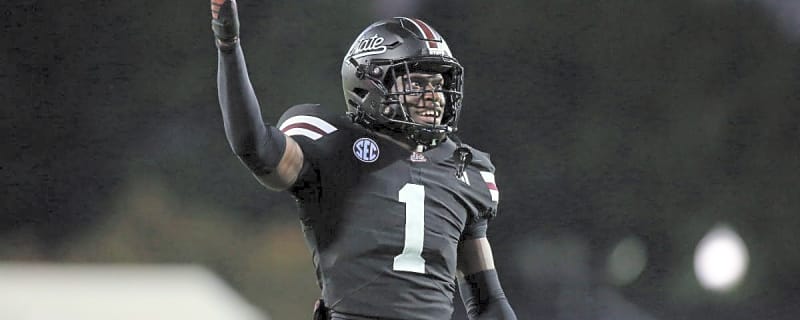First 2027 NFL Mock Draft has Chicago Bears addressing defense, again