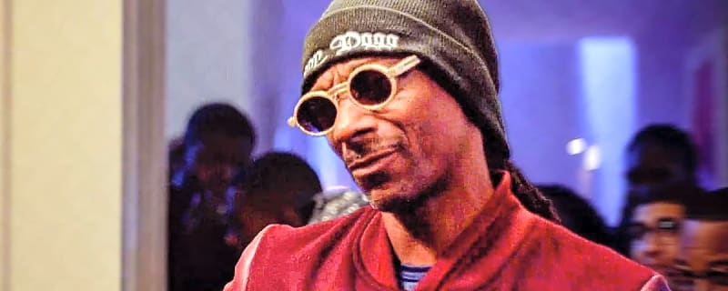 Snoop Dogg appears at CinemaCon, announces 'Snoop' movie in 2027