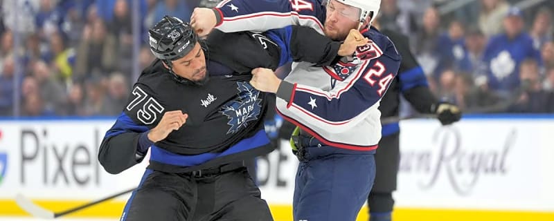 Sharks’ Ryan Reaves explains why he only fought once with Maple Leafs in 2024-25