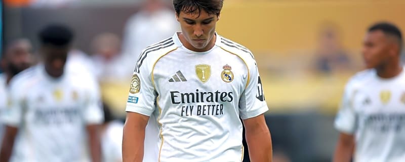 Sunderland and Wolves contact Real Madrid about signing their striker