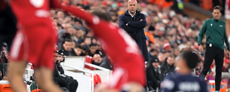 'Emergency' Liverpool meeting ends with Arne Slot given 'final warning' & 2-match deadline