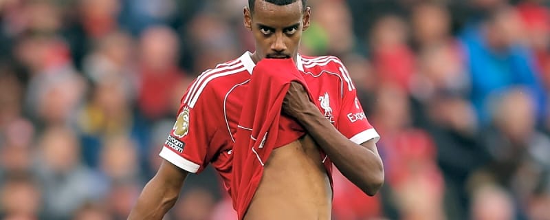 'Shadow of the player' – Micah Richards takes aim at struggling Liverpool star