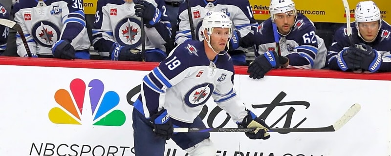 Jets’ Jonathan Toews Announces Retirement