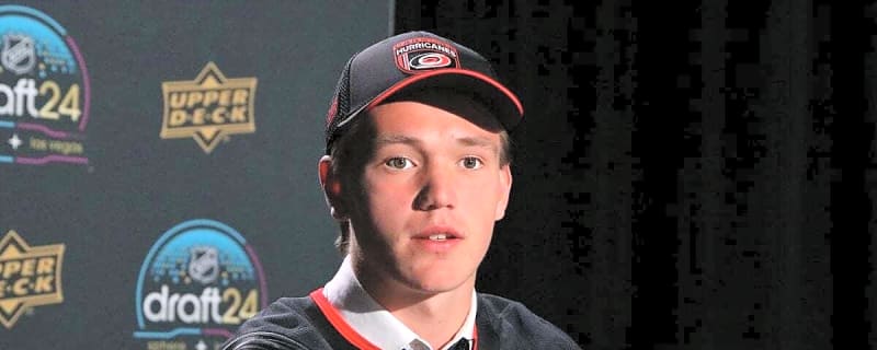 Hurricanes Sign Swedish Defenseman Noel Fransén to a 3-Year ELC