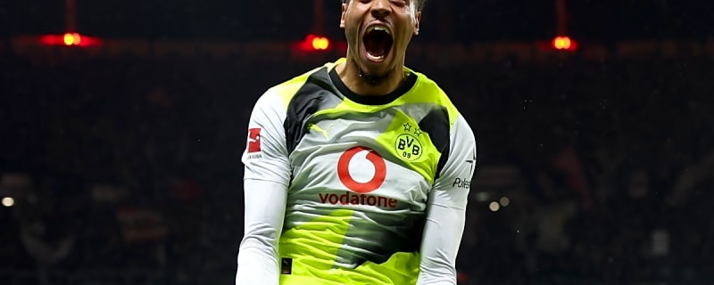 Sources: 'Approaches' likely as Man United & Chelsea monitor €65m-rated midfielder