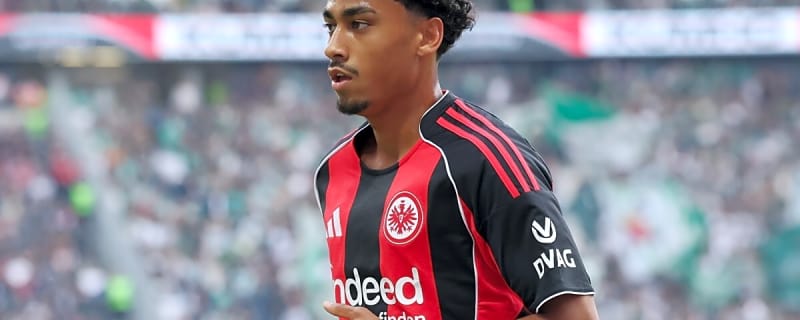 Sources: Arsenal 'really like' Chelsea midfield target, plus four defender transfer options