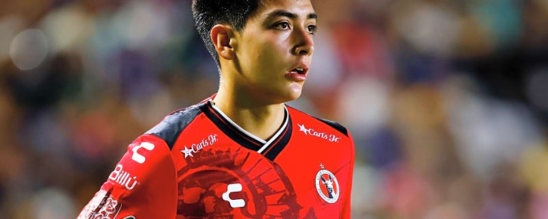 The next Kevin De Bruyne: Arsenal & Chelsea circling for transfer of midfield wonderkid