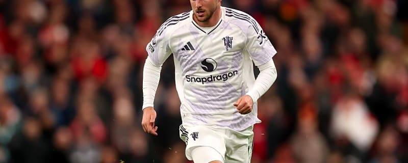 Ruben Amorim 'loves' underrated Man Utd star who’s the 'glue' in his team, says Gary Neville