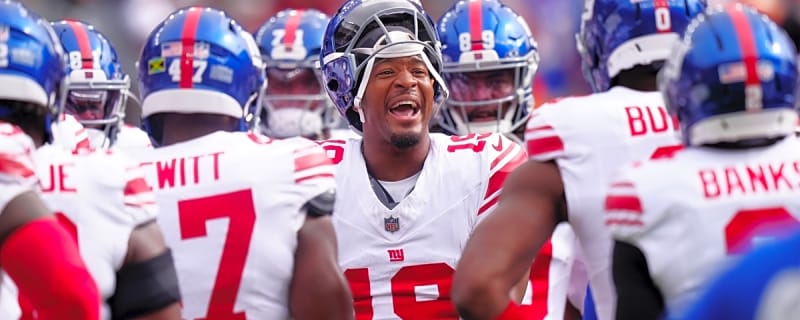 Jameis Winston breaks tackle, takes TD reception to the house on Giants trick play