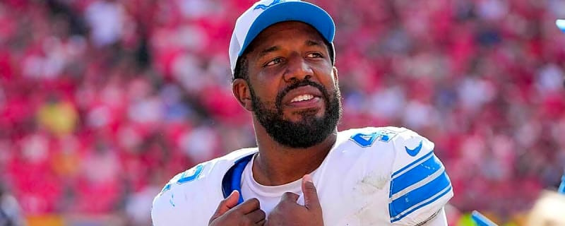 Bears sign NFLPA president to practice squad