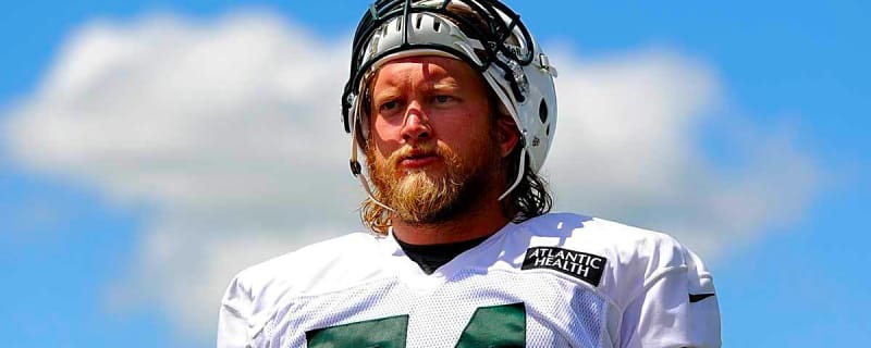 Jason Kelce pays touching tribute to Nick Mangold