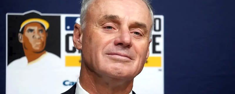 Cubs receive stern Rob Manfred warning before cheaping out again