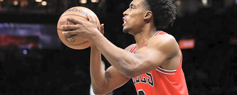 Cameras catch Chicago Bulls guard’s obscene gesture during game