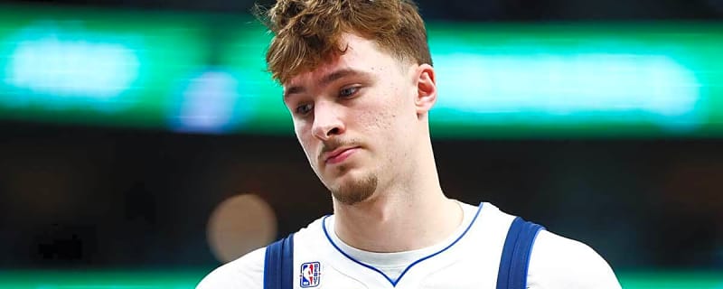 Mavericks’ Anthony Davis sends stern Cooper Flagg reminder after inconsistent debut