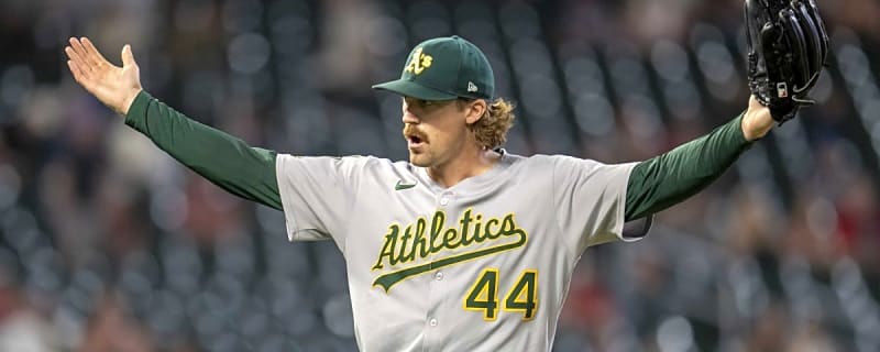 Chicago Cubs promote reliever from Triple-A ahead of series against former team
