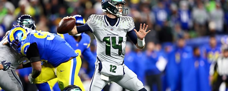 Seahawks convert unbelievable 2-point attempt vs. Rams after wild sequence, review