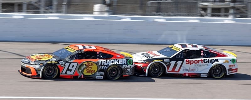 NASCAR insider suggests Denny Hamlin, Chase Briscoe could try to prevent Penske drivers from advancing