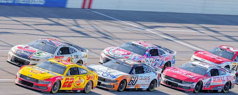 Kevin Harvick predicts winner for NASCAR playoff race at Talladega