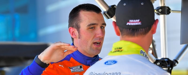 Austin Cindric perseveres in Supercars sprint race at Adelaide Grand Final