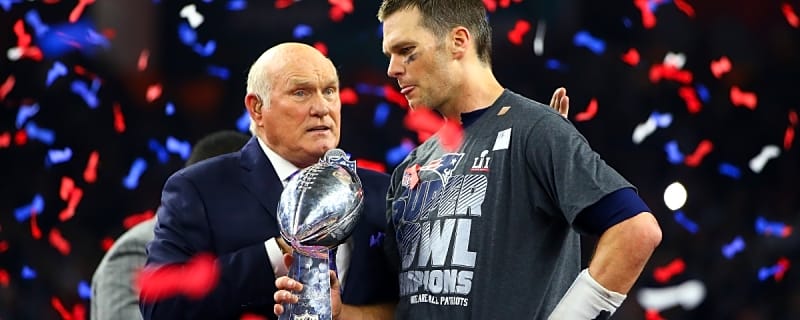 Terry Bradshaw suggests surprising QB as greatest of all time over Tom Brady