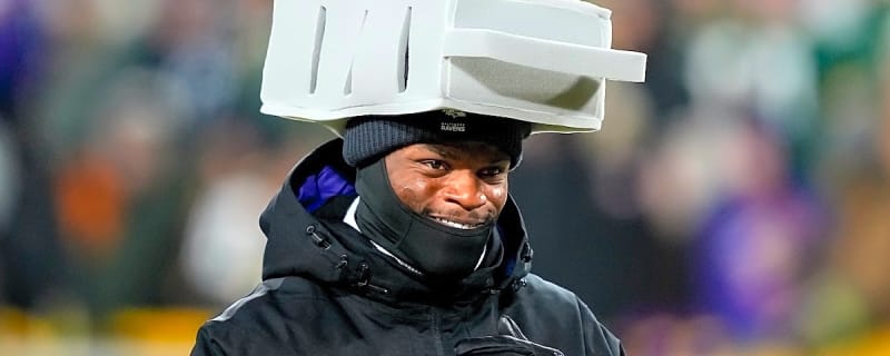 Lamar Jackson injury update: Adam Schefter reveals latest on Ravens QB vs. Steelers