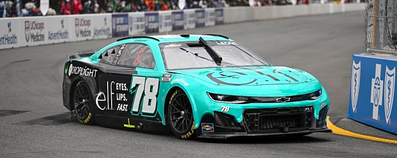 Katherine Legge shows her displeasure for how Chase Elliott raced her at Chicago