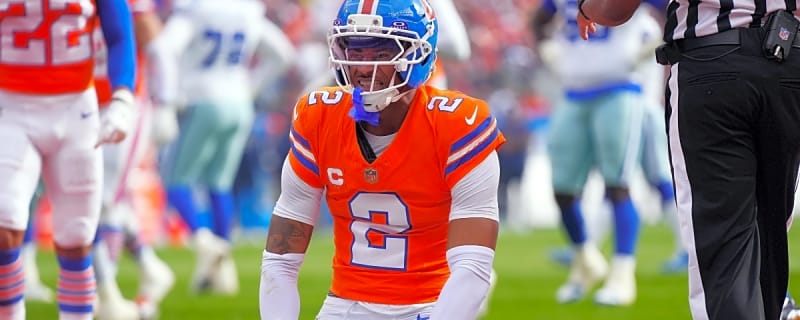 Patrick Surtain helped off field, into team locker room after suffering non-contact injury