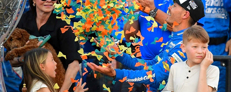 Kyle Larson proud dad after daughter Audrey wins box stock race