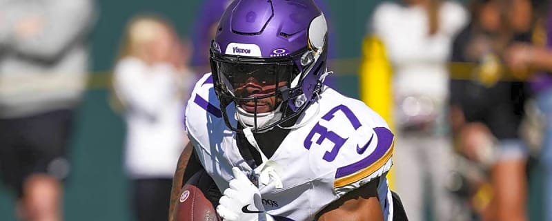 Former Seahawks RB calls it a career at 29