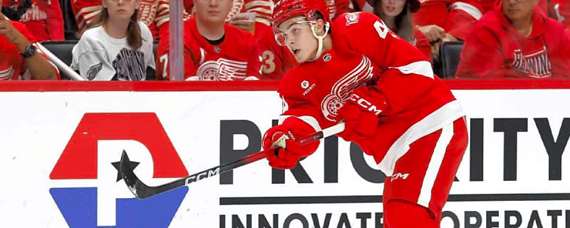Red Wings’ Axel Sandin-Pellikka scores 1st NHL goal vs. Lightning