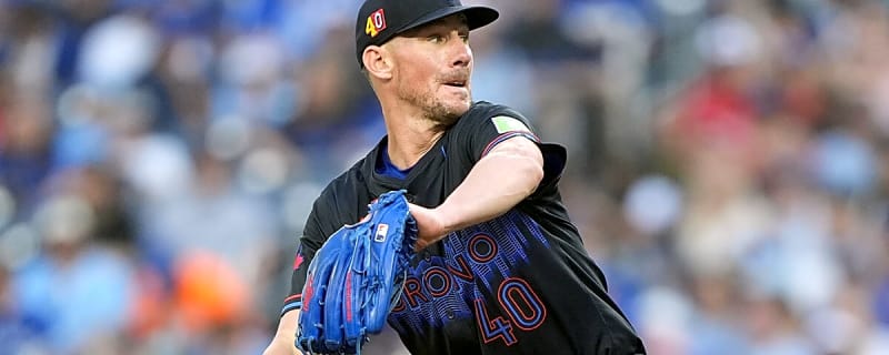 Blue Jays starter Chris Bassitt clowns Alejandro Kirk with Rickey Henderson quip