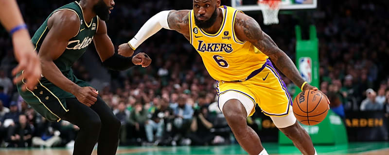 Celtics’ Jaylen Brown confirms LeBron James call about hairline after announcer’s Turkey roast