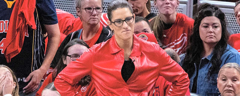 Fever HC Stephanie White gives Indiana ‘special’ praise after Game 4 win