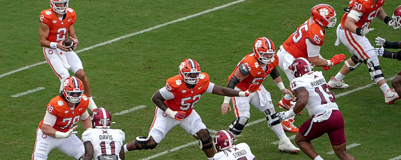 Clemson football down 3 starters for Georgia Tech showdown